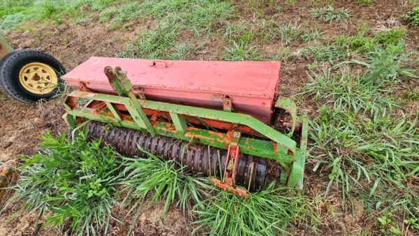 1.2 m Brillion Grass Planter - Image 2