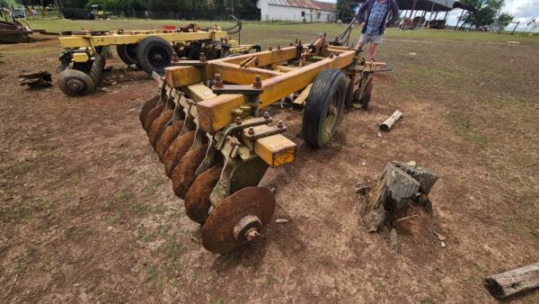G C Tillage 8×8 Hydraulic Disc - Image 2