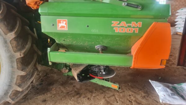 Amazone ZA-M 1001 Fertiliser Spreader - Image 4