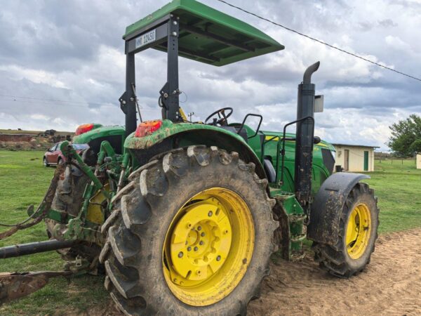 John Deere 6110M 2023 - Image 12