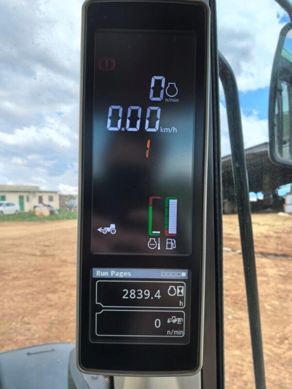John Deere - 6140M - Image 17