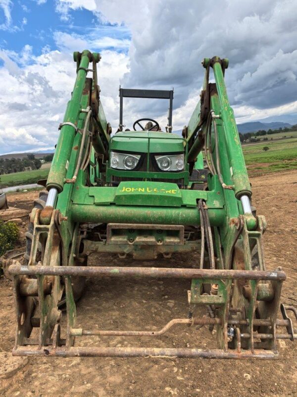 John Deere 6110M 2022 with Loader - Image 5