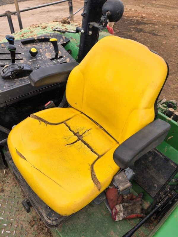 John Deere 6110M 2022 with Loader - Image 11
