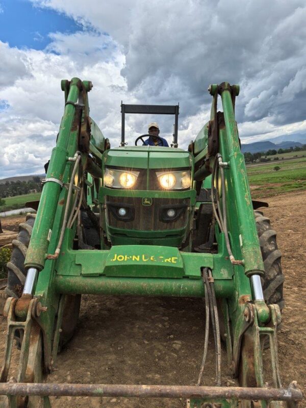 John Deere 6110M 2022 with Loader - Image 19