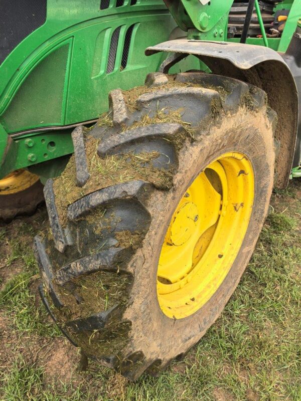 John Deere 6110M 2023 with Loader - Image 5