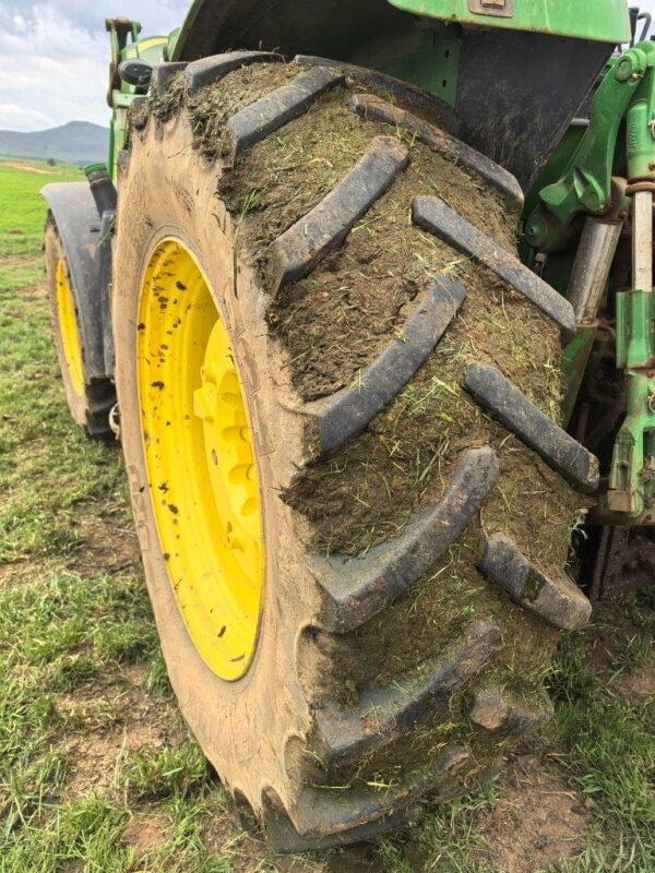 John Deere 6110M 2023 with Loader - Image 6
