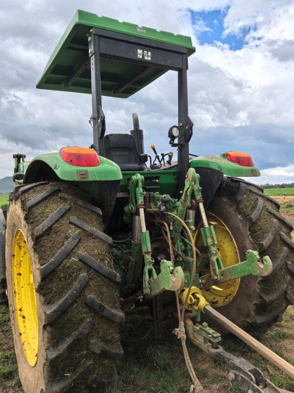 John Deere 6110M 2023 with Loader - Image 7