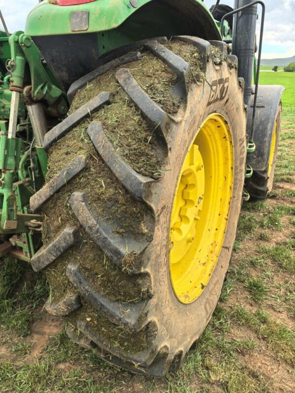 John Deere 6110M 2023 with Loader - Image 10