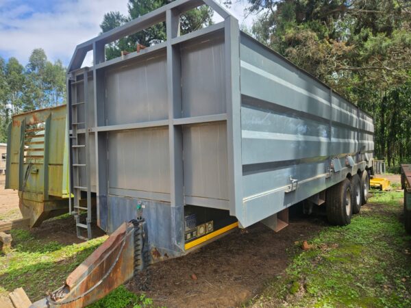 Tri-Axle Maize Trailer