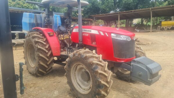 Massey Ferguson 4708 Tractor – 2019 Model with 7,000 Hours