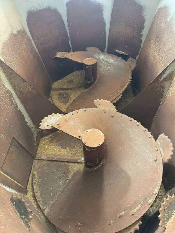 Rolo Feedmixer – Used “Like New” | R500 000 + VAT - Image 6
