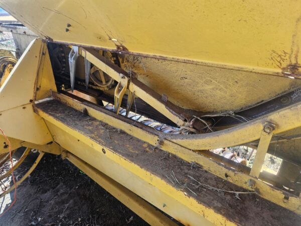 New Holland Square Baler – Fair | R45 000 + VAT - Image 11