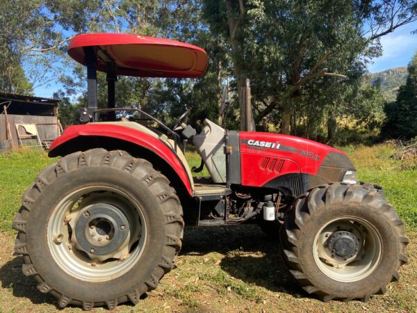 Case IH Farmall 100JX Utility Tractor – Used | R330 000 +VAT - Image 3