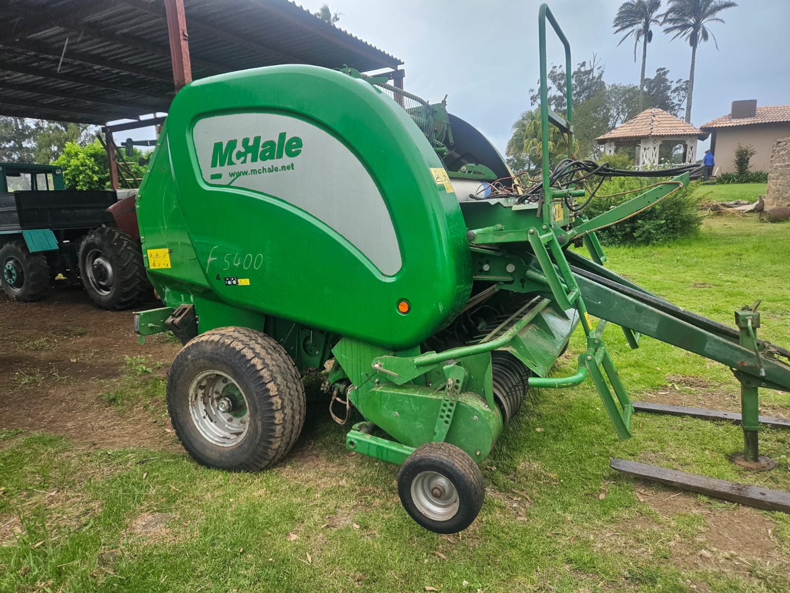F5400 McHale baler 2013 model
