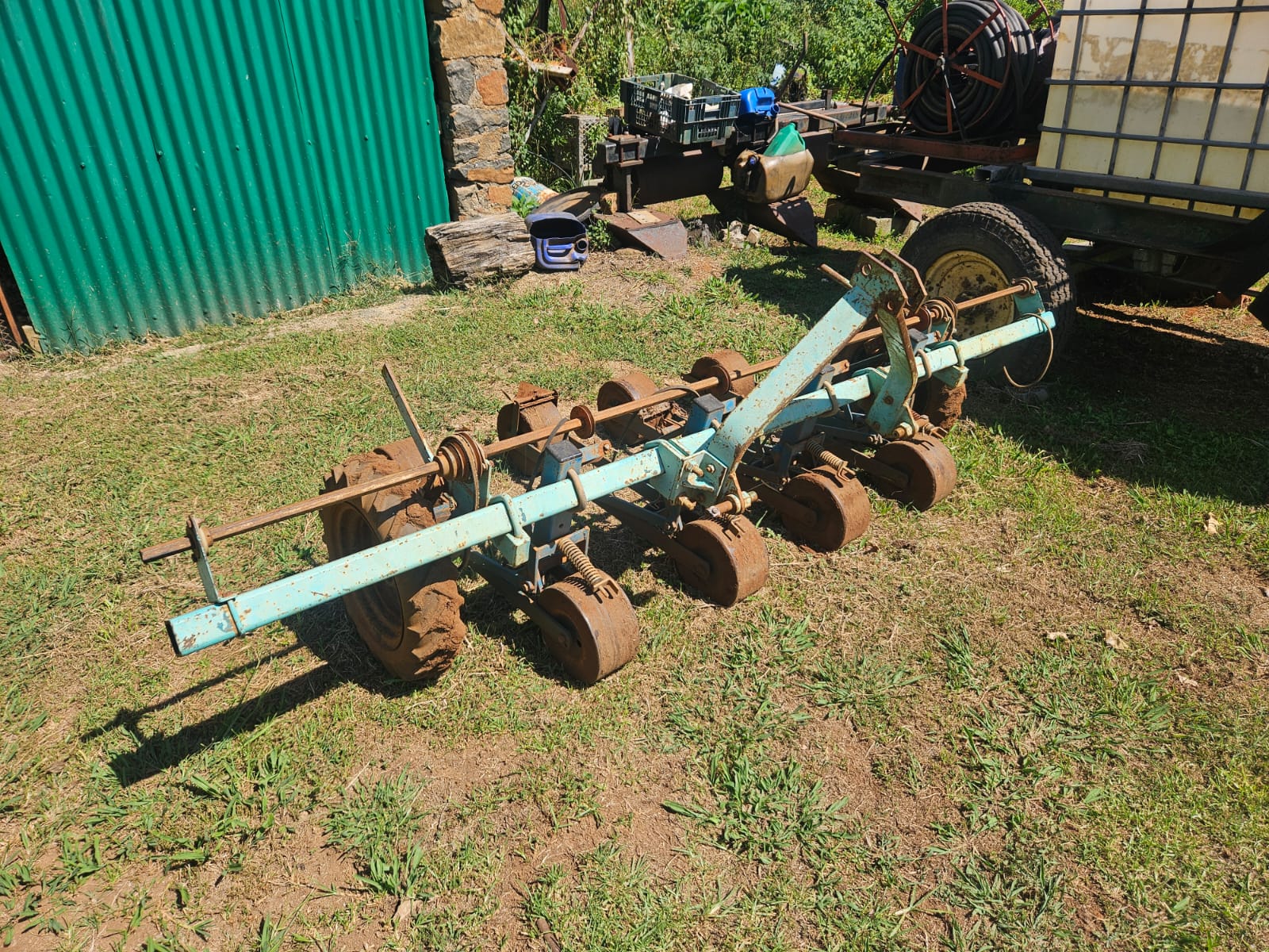 4 Row Stanley Planter