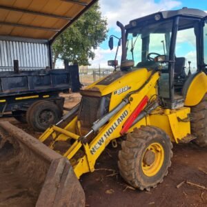 2010 New Holland B90B TLB R430,000.00 + VAT