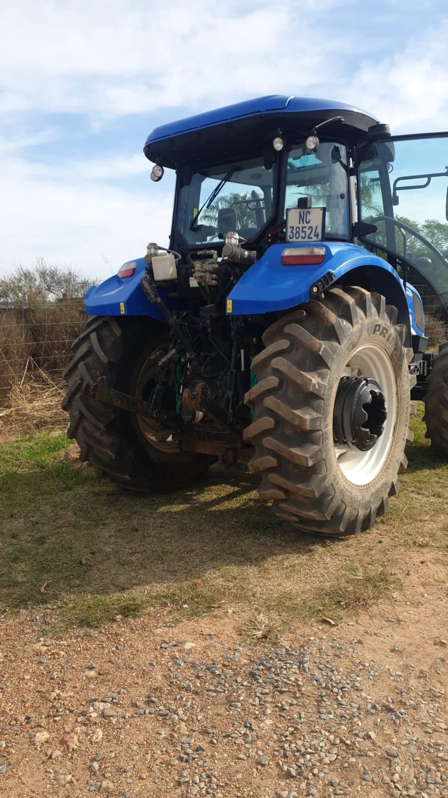 2022 New Holland TS110 5 R660,000.00 + VAT KZN - Image 7